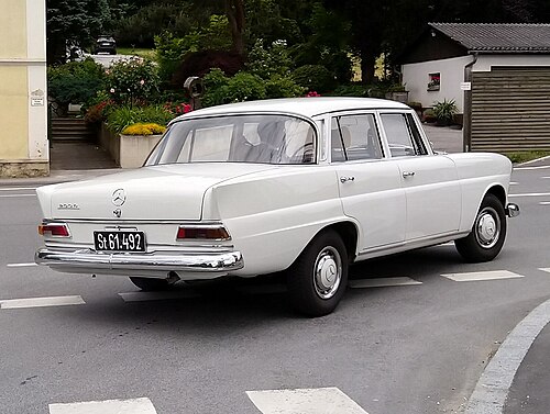 Mercedes-Benz W110 1961-1968