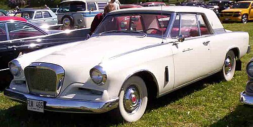 Açıklama: The 1962 had rectangular blinkers