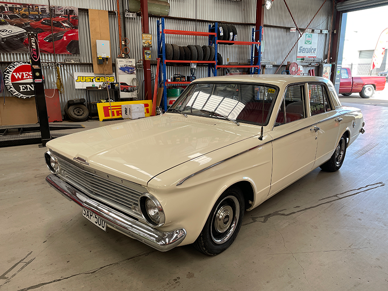 Açıklama: 1963-CHRYSLER-AP5-VALIANT-PETES-CLASSIC-CAR-SALES-ADELAIDE-4.png