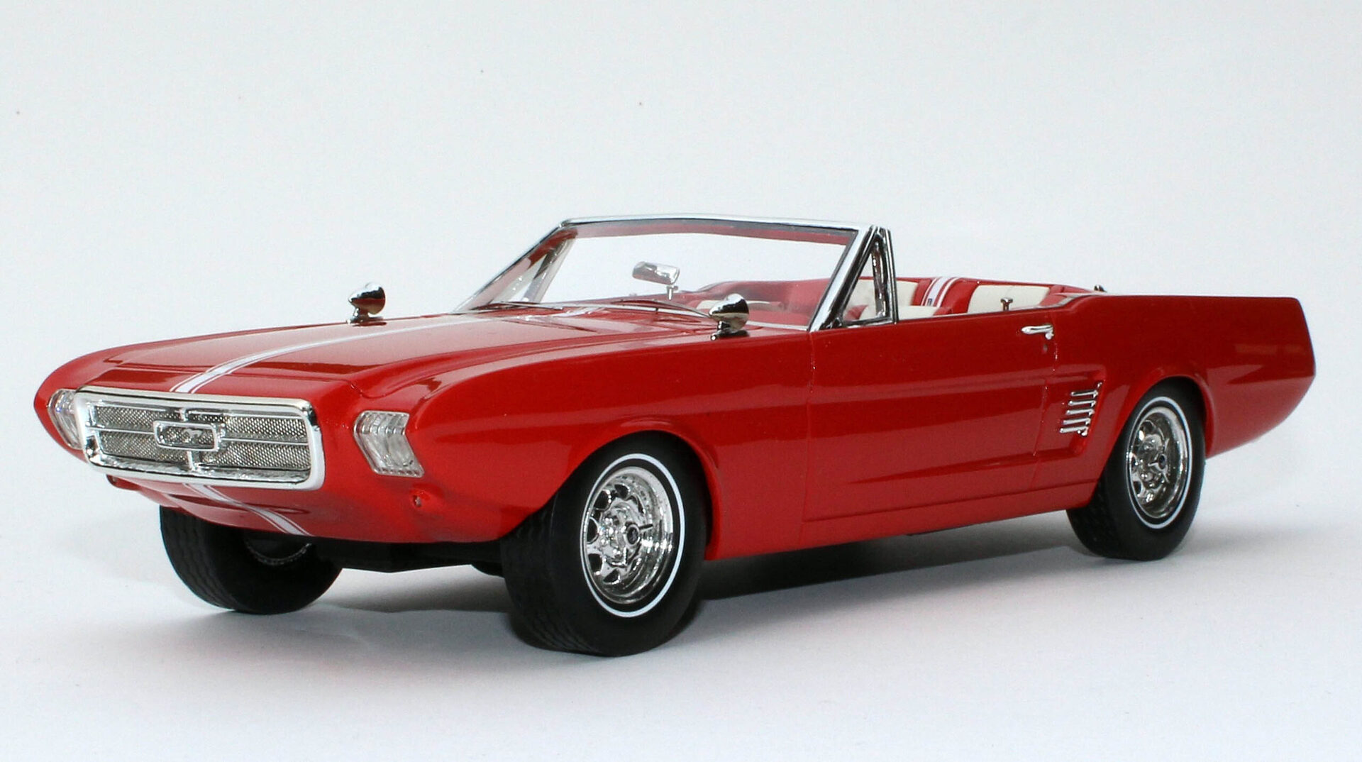 Die-cast: Automodello's 1963 Ford Mustang II Concept – Savage On Wheels