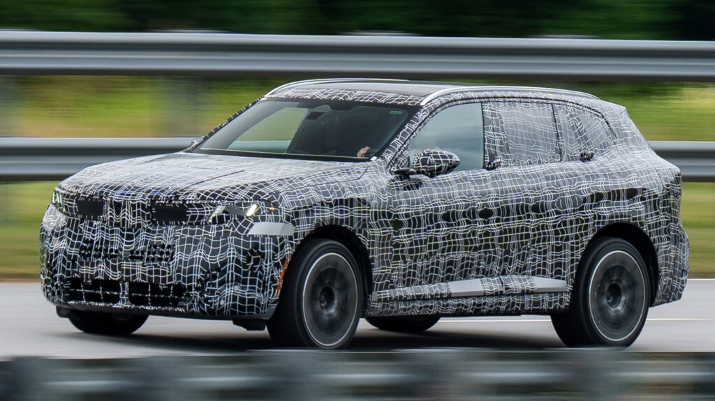 BMW Yeni X5'i Icin Asagiya Dusmeyen En Buyuk Bataryayi Ekledi