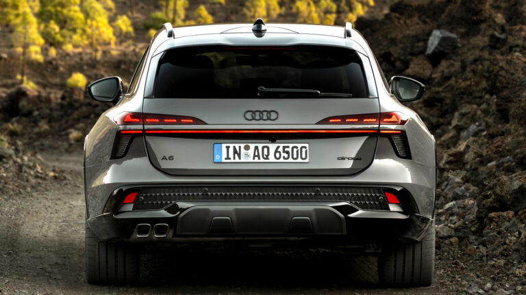 Audi Yeni A6 Allroad RS6 Fangirl'leri İçin RS6 Fangenderlerle Çıkış Yaptı