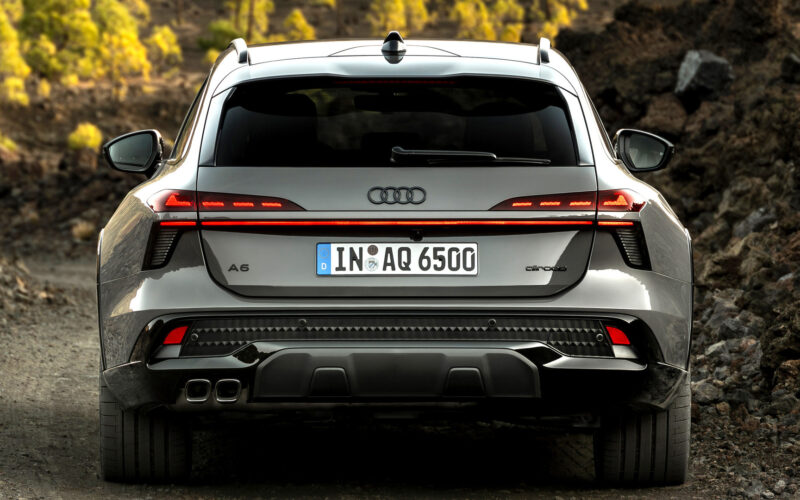 Audi Yeni A6 Allroad RS6 Fangirl'leri İçin RS6 Fangenderlerle Çıkış Yaptı