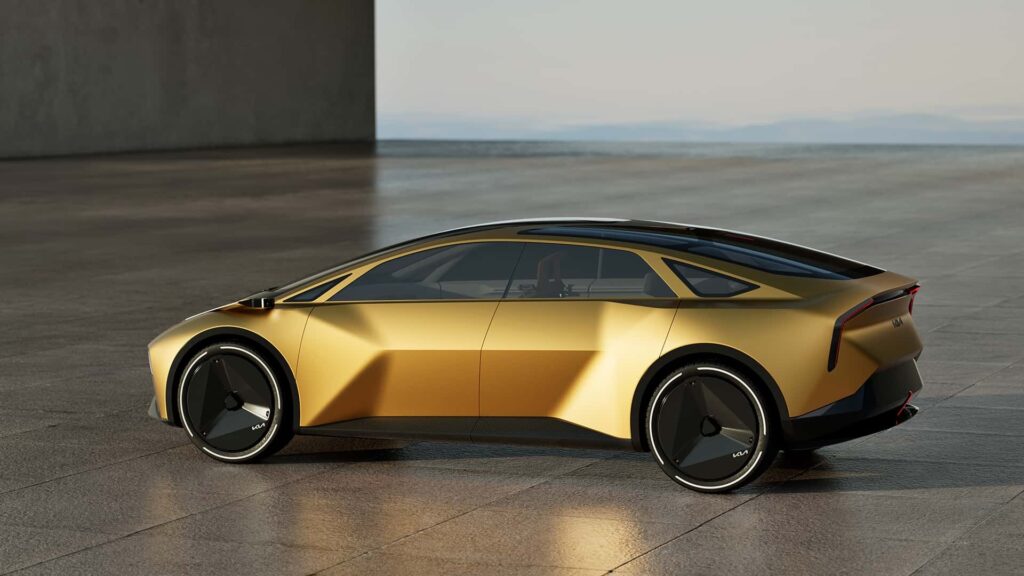 Kia, Stinger'in Elektrikli Bir Başarısı İçin Planlar Yapıyor: Maliyet Engeli Kalabilir