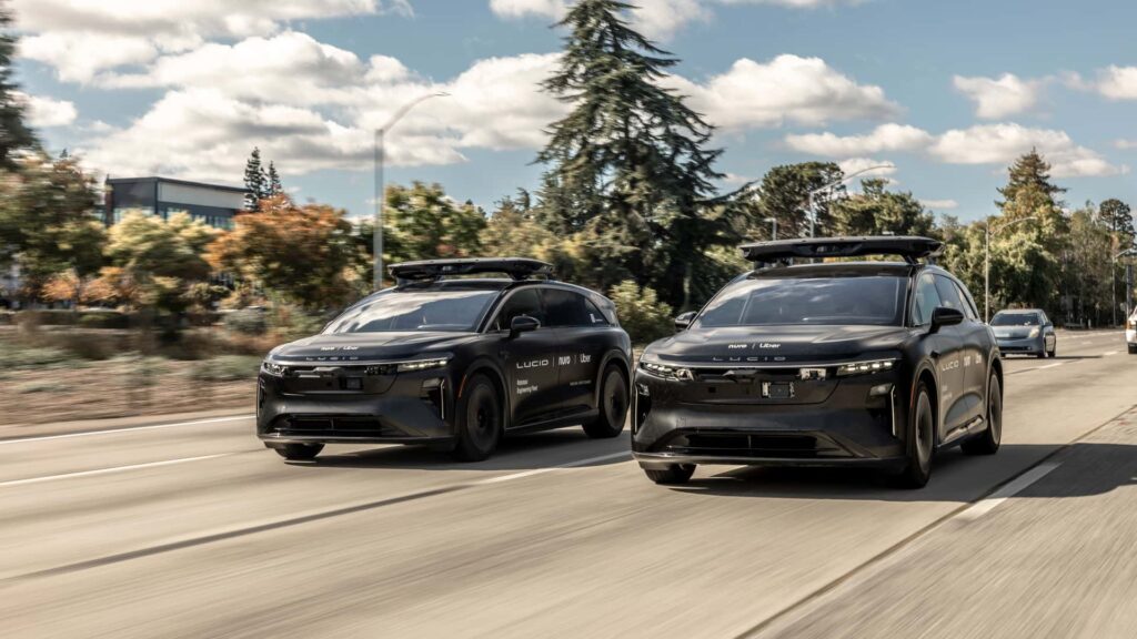 Lucid Gravity Robotaxi’nin Houston’da Açılışını Yapacak: Uber ve Nuro ile Yeni Bir Dönem
