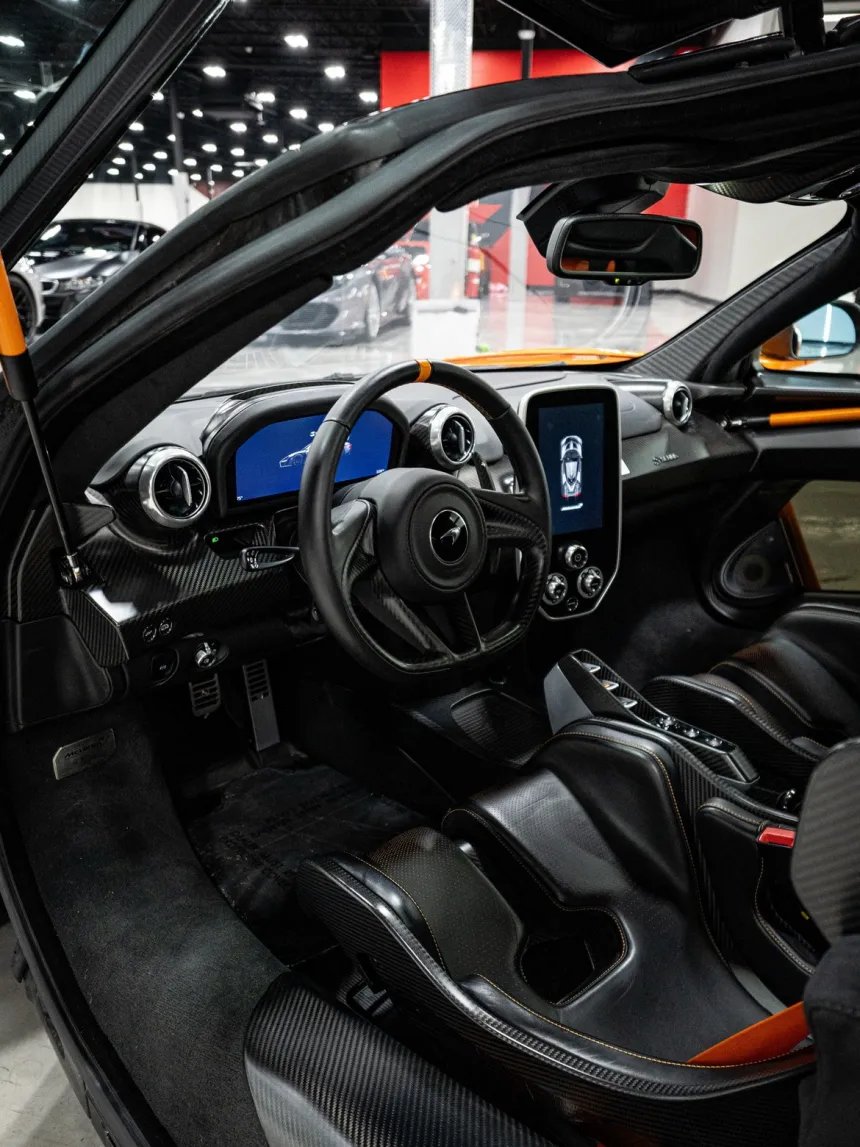 McLaren Senna