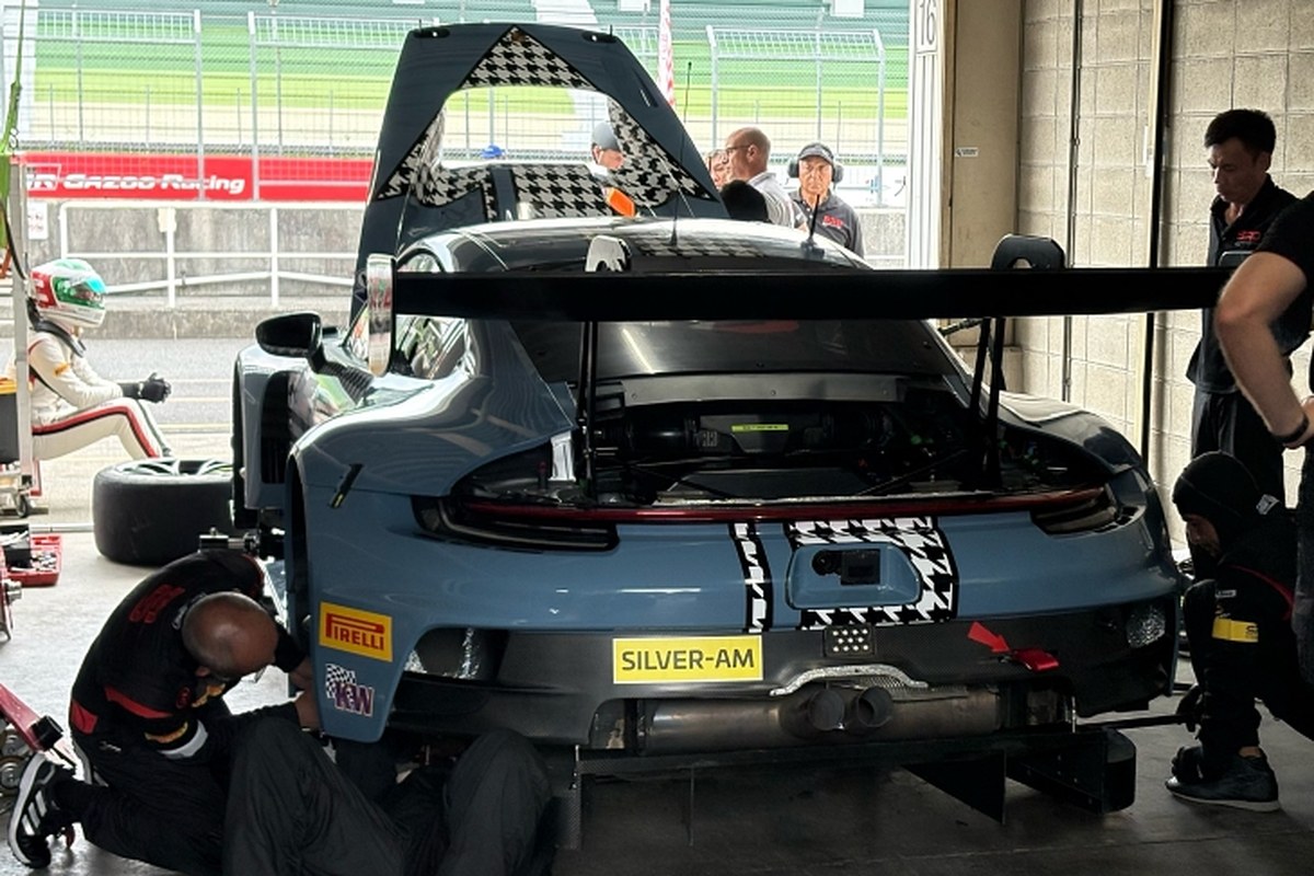 Okayama GT PowerTour'da Cuma gününe damga!