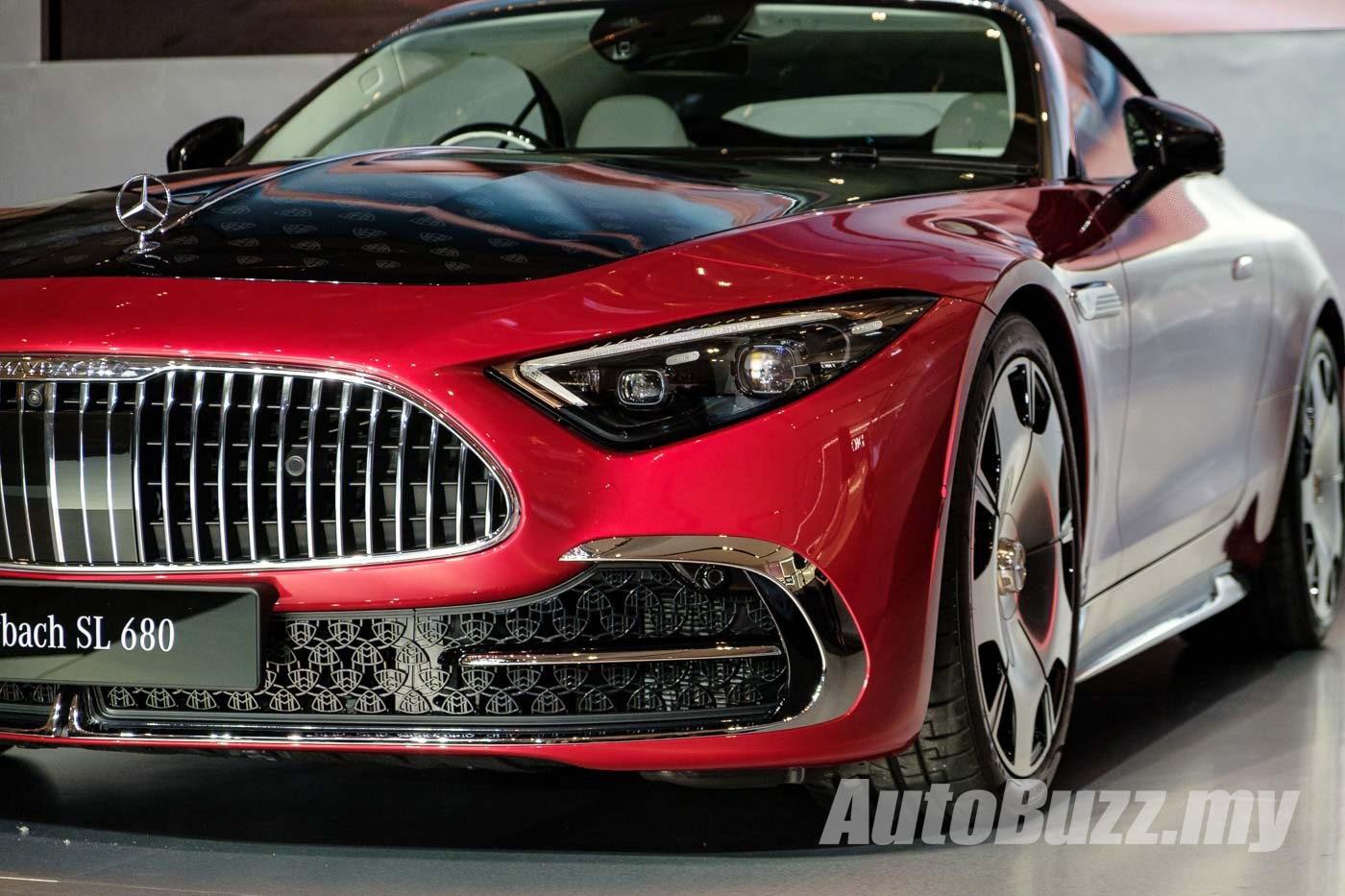 Mercedes-Maybach SL680 Monogram: Lüksün Yeni Yüzü Malezya'da!