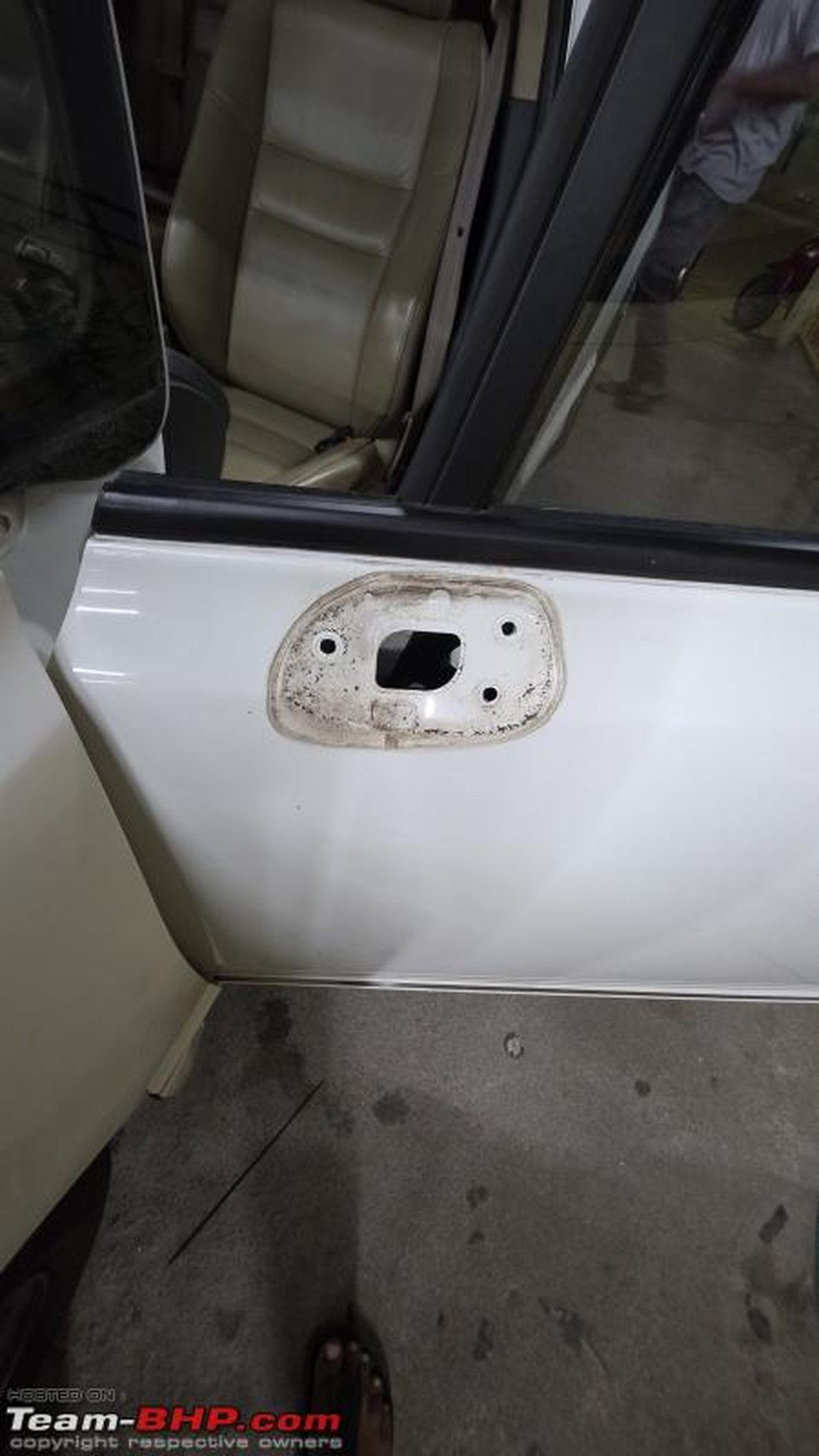 Honda Civic 8. Nesil Sürücü Koluna Montajlı Ses Kontrolleri ve Daha Fazlası