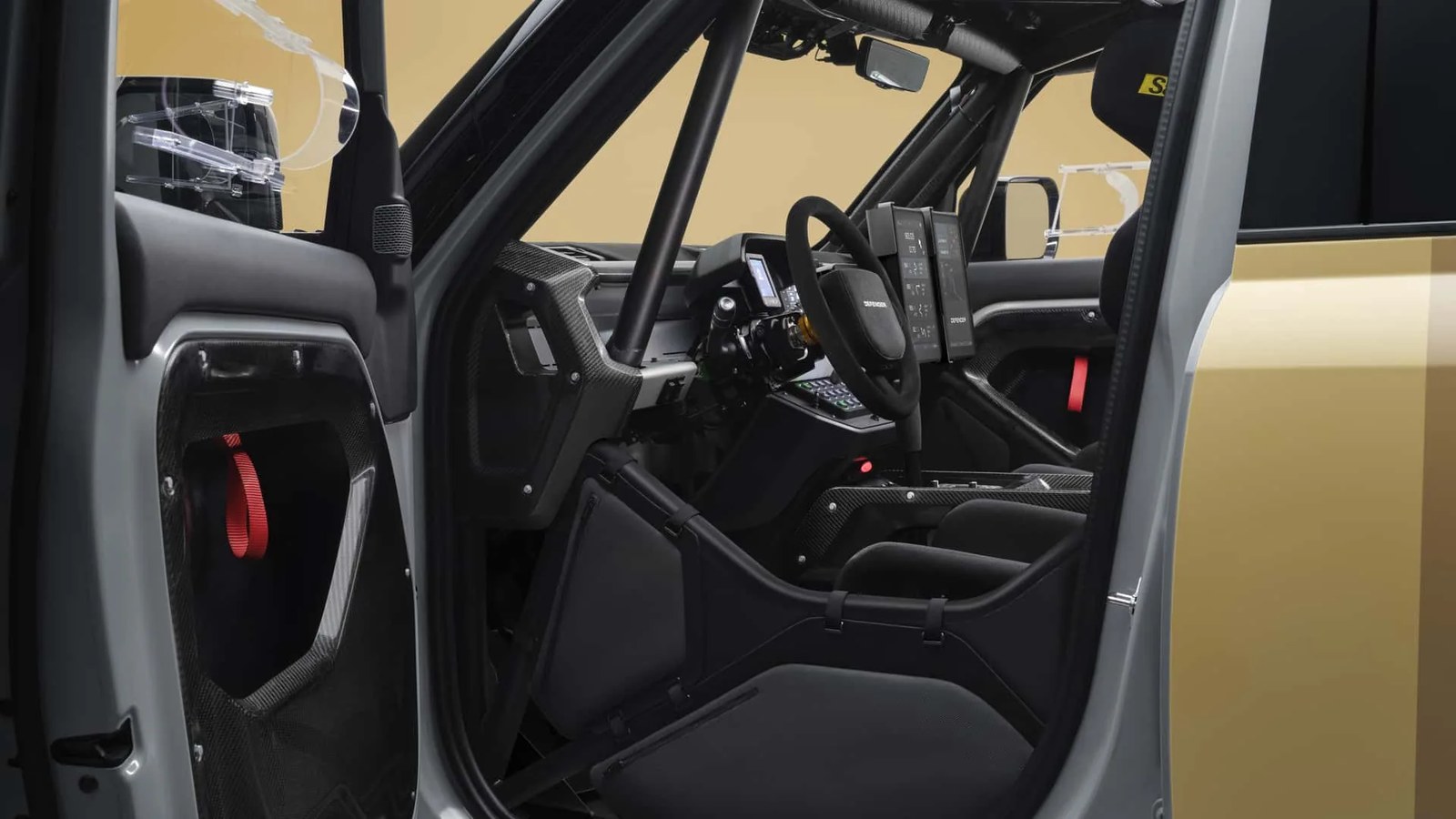 Road-legal Defender Dakar packs 467kW V8