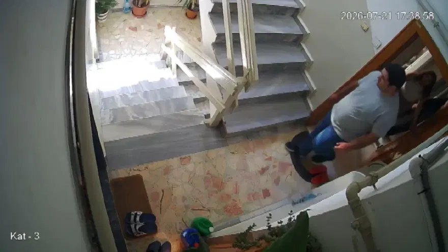 "ANNESİ KAPIMIZA GELİP, KIZINIZI KORUYUN ŞEKLİNDE BABAMI UYARDI" 1