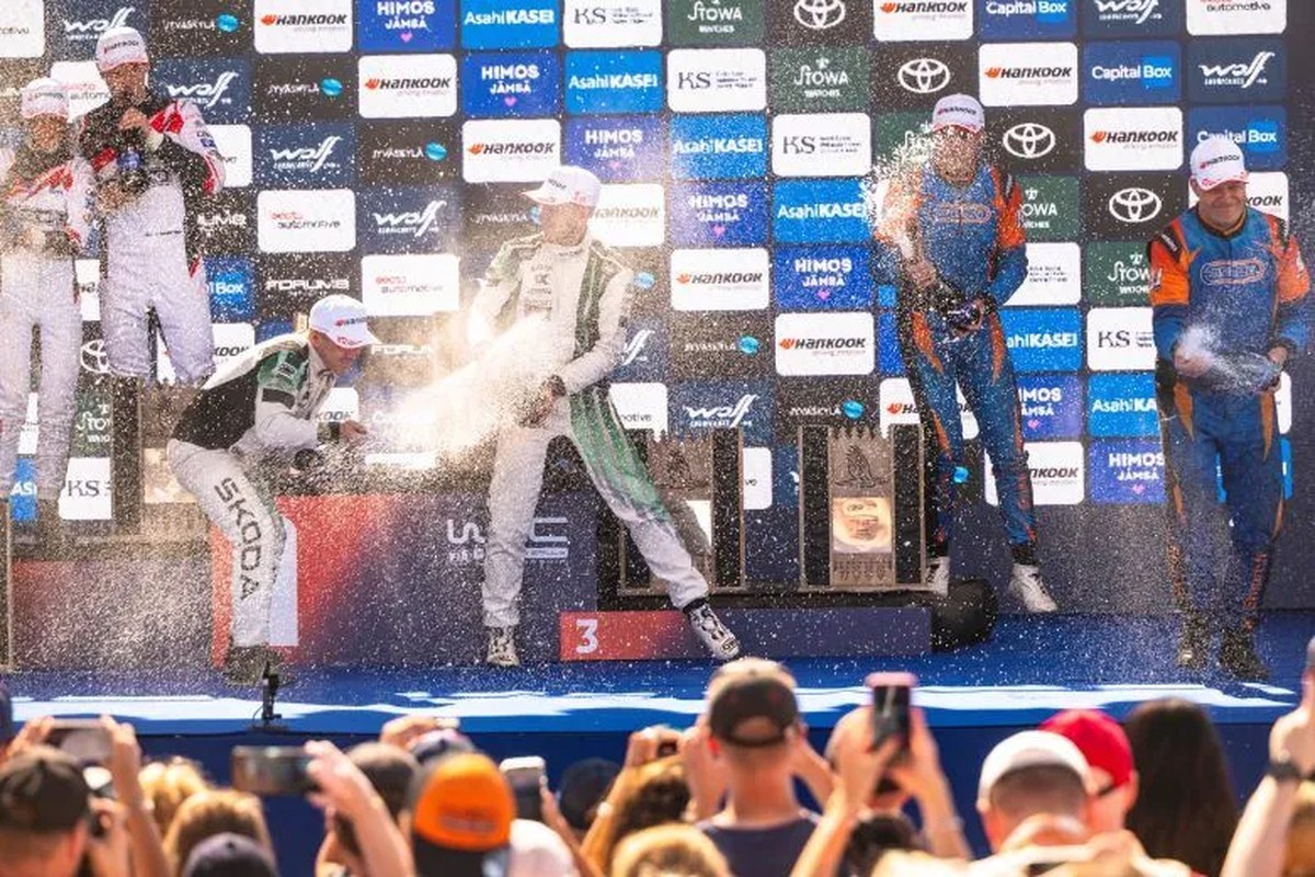 Robert Virves, Jakko Viilo, Teemu Suninen, Janni Hussi, Lauri Joona, Antti Linnaketo