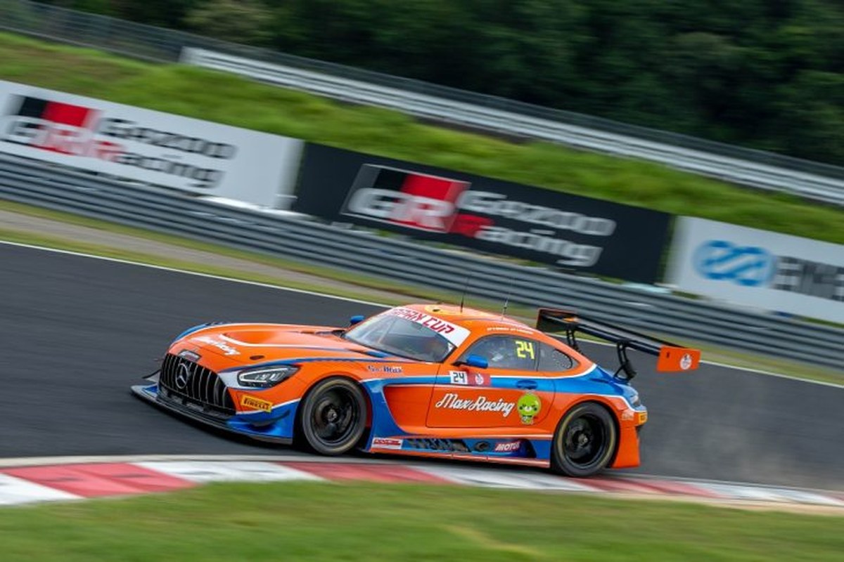 Race 1 Pole-To-Win For Max Racing Mercedes-AMG