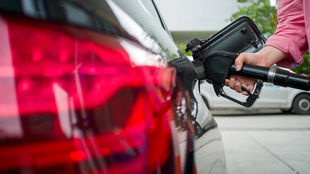 ADAC Yakıt İndirimi: Shell ile Yollar Ayrıldı, Esso Ortak Oldu