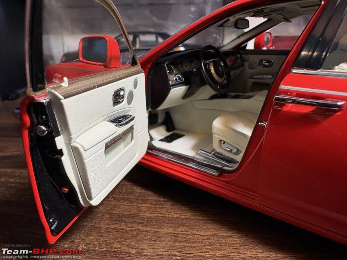 Kardeşinden Hediye: 1/18 Ölçekli Kyosho Rolls-Royce Ghost Modeli