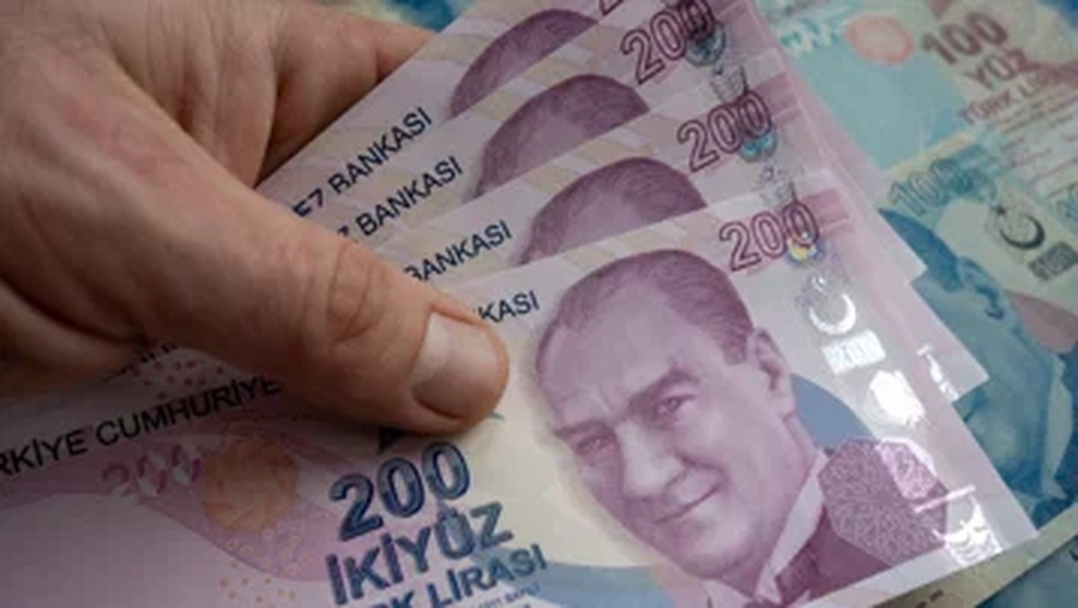 Kredi çekecekler dikkat. Faizler pazartesi düşecek. İlk açıklamalar geldi