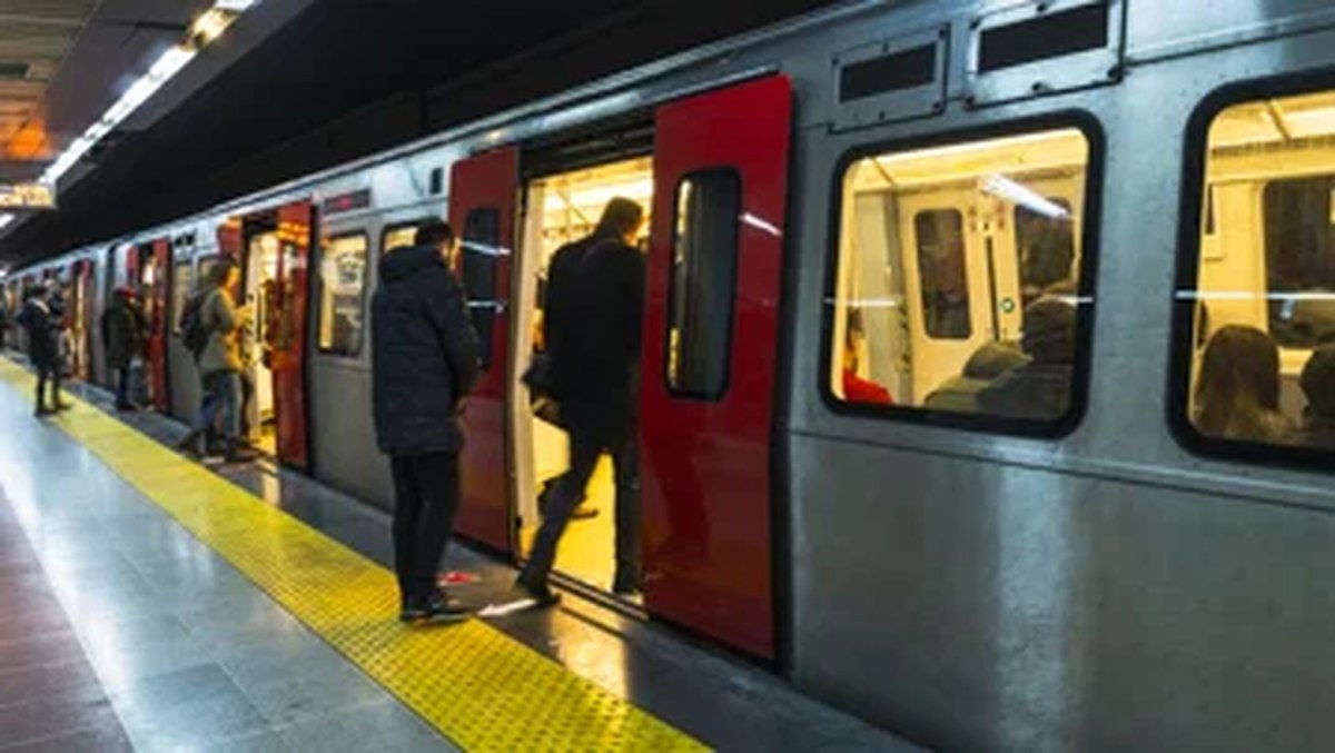 Yeni metro hattı müjdesi. 16 durağı olacak, 26 dakikada ulaşacak