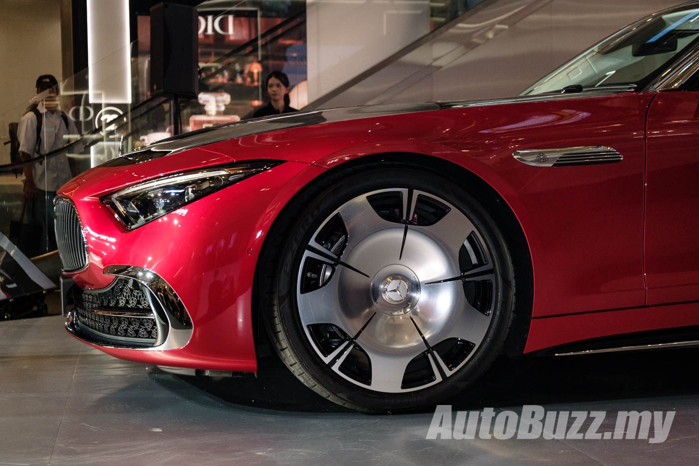 Mercedes-Maybach SL680 Monogram: Lüksün Yeni Yüzü Malezya'da!