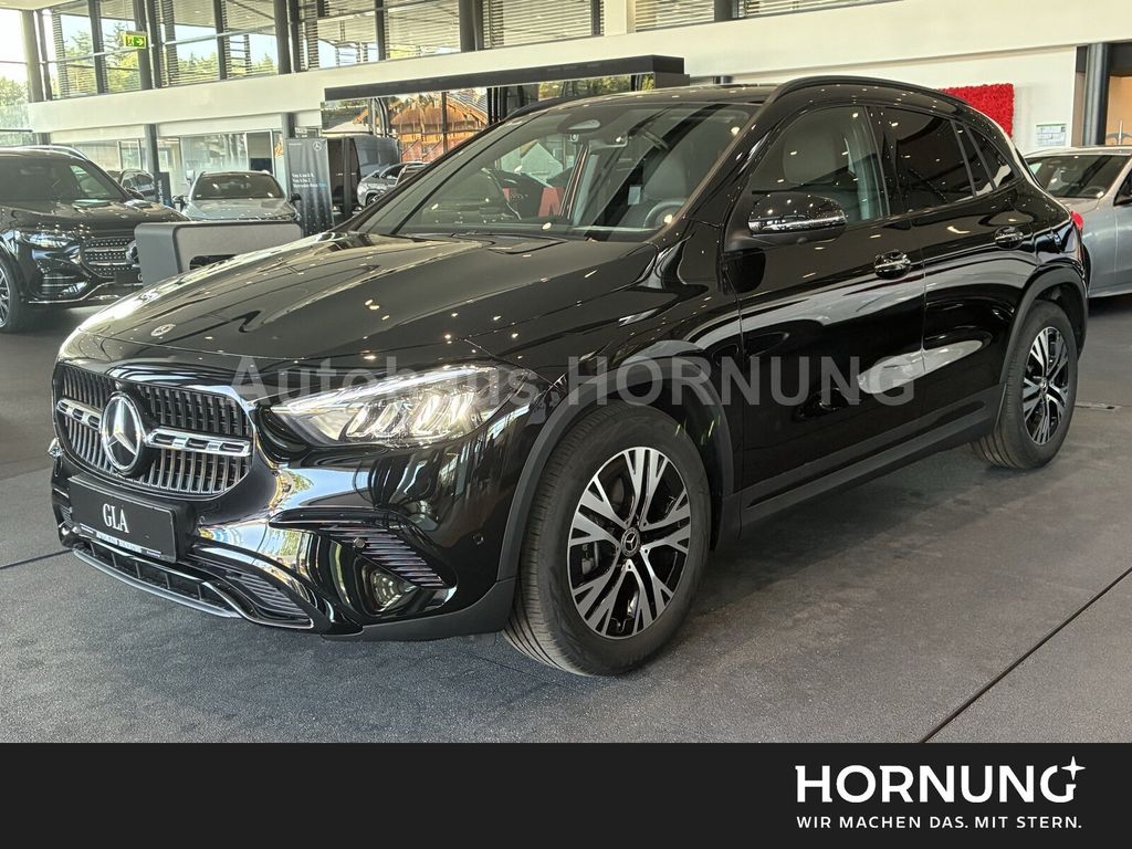 Mercedes-Benz GLA 180 d Pano.SD Distro KeyGo 360° TotW CarPlay