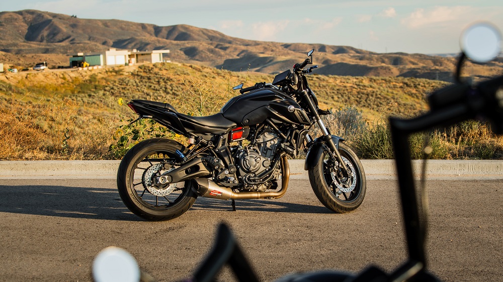 Shinko 017 Peak Sport Radial Motorcycle Tires installed