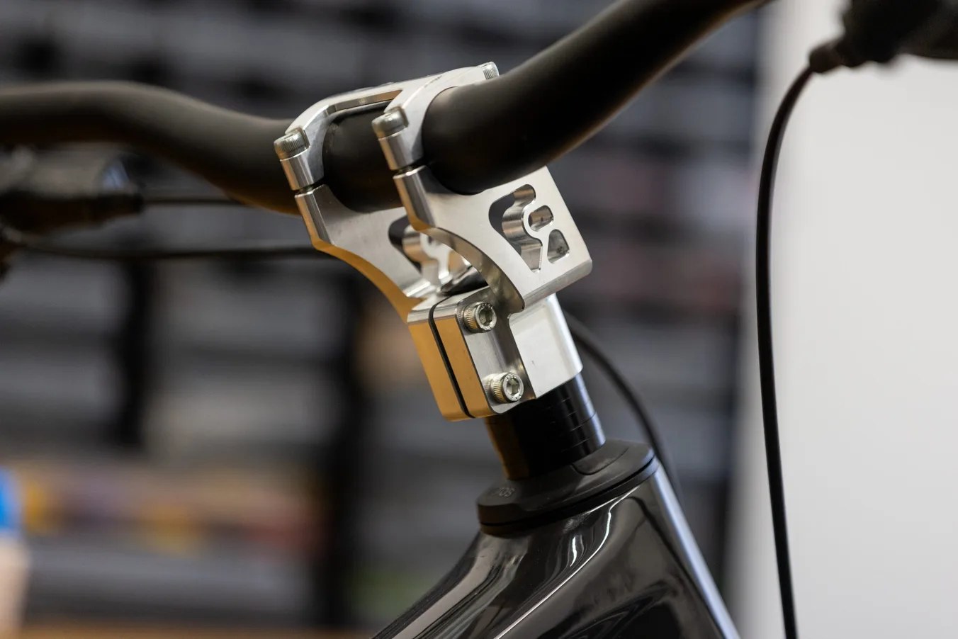 BMB BeMoreBikes reverse reach Raised-Reversed stem negative reach