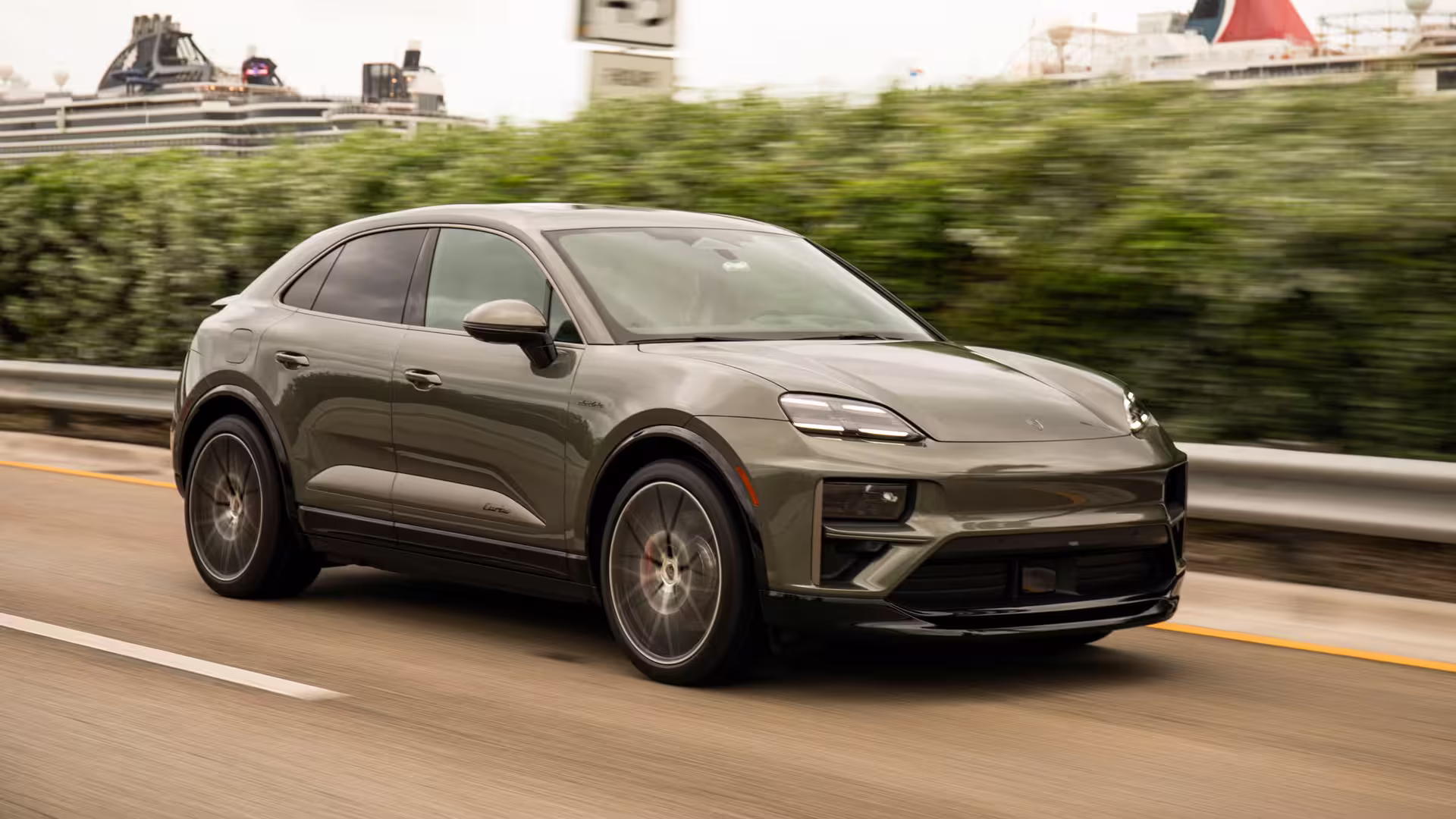Porsche Macan EV 2026