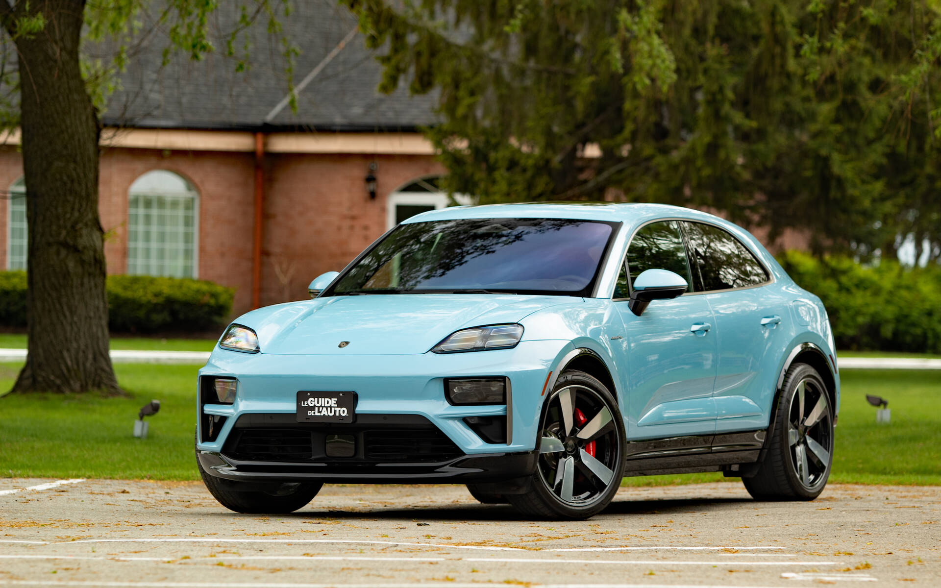 Porsche Macan EV 2026