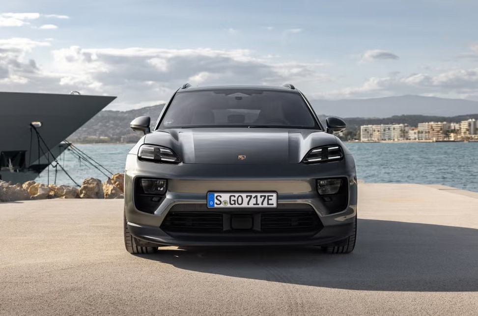Porsche Macan EV 2026
