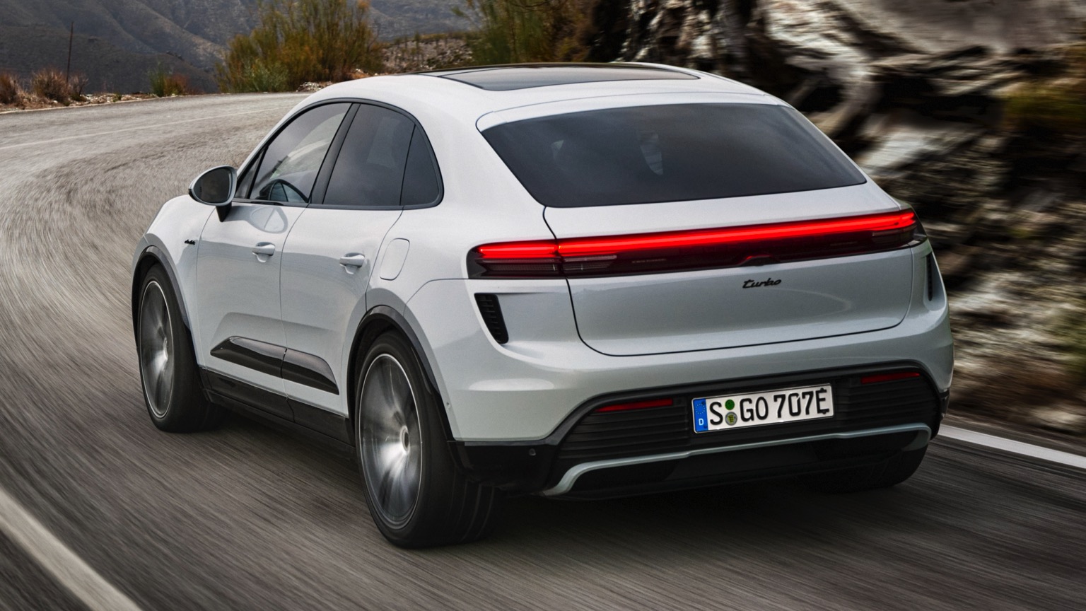 Porsche Macan EV 2026
