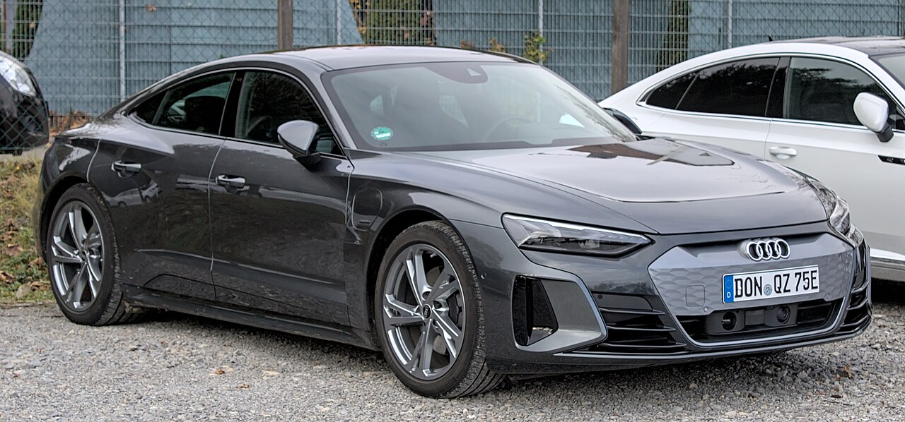Audi RS e-tron GT 2025