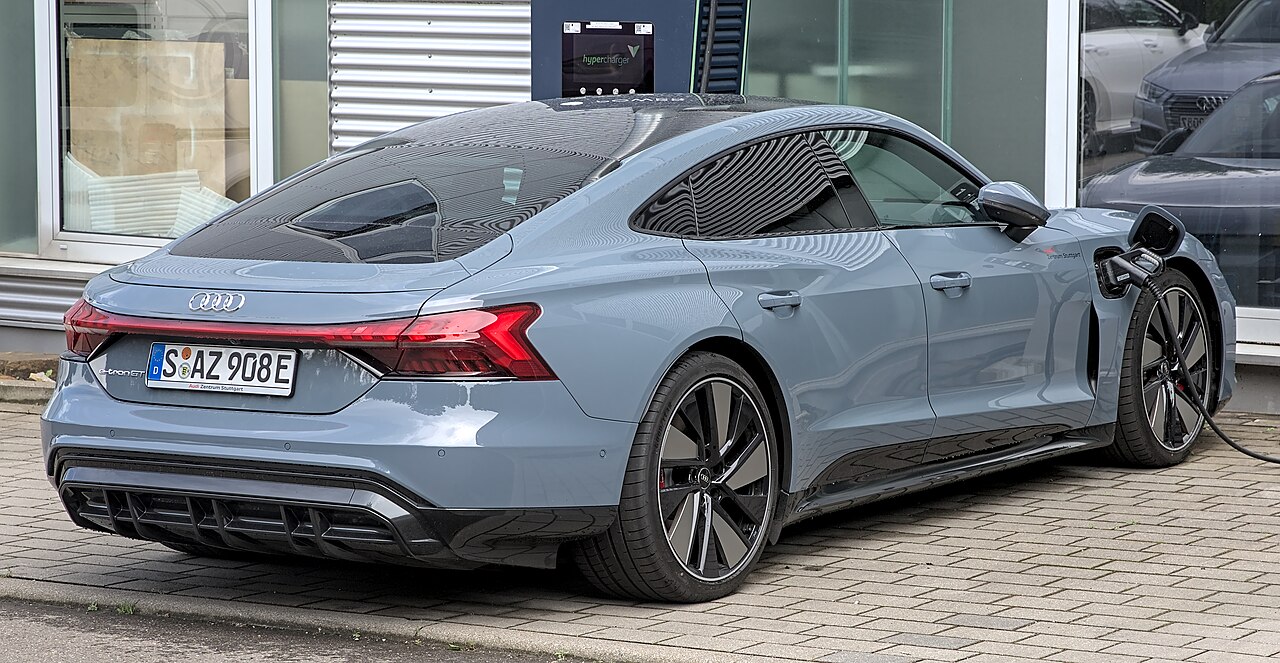 Audi RS e-tron GT 2025