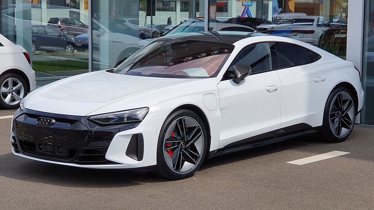 Audi RS e-tron GT 2025