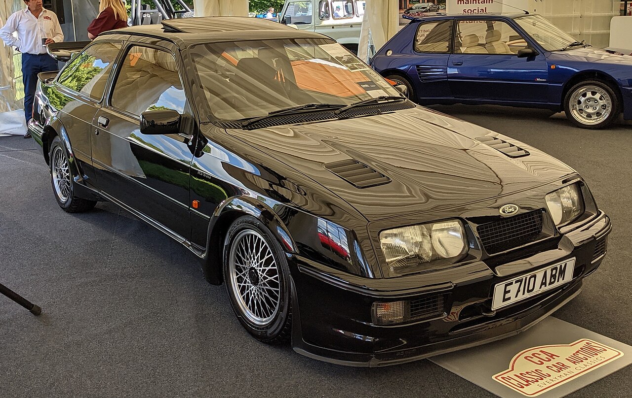 Ford Sierra RS Cosworth 1986-1992