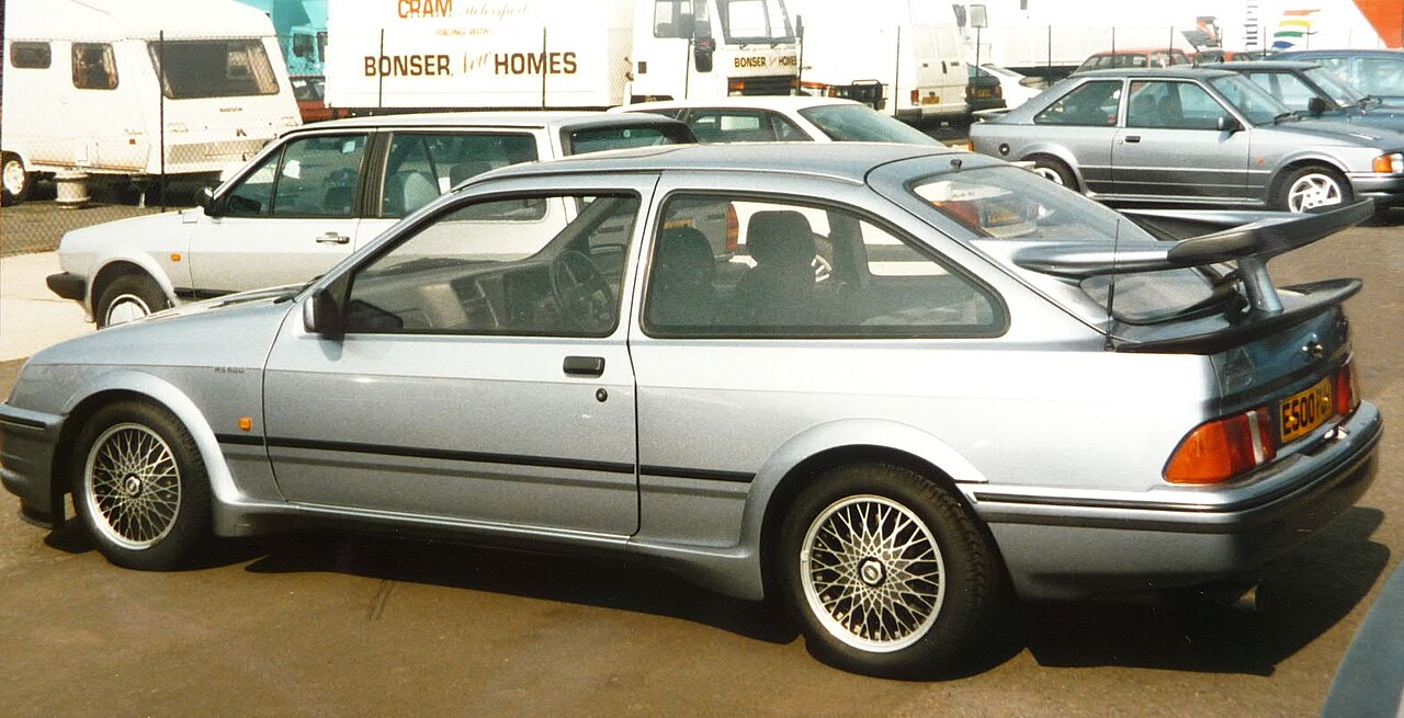 Ford Sierra RS Cosworth 1986-1992