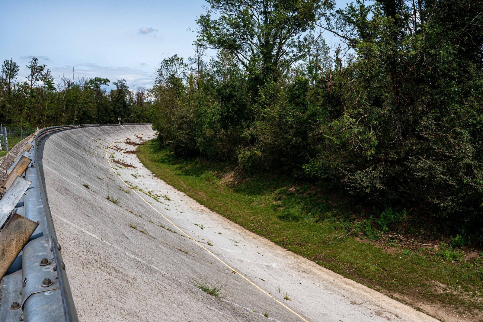 Monza banking: An eerie feeling of glory and tragedy