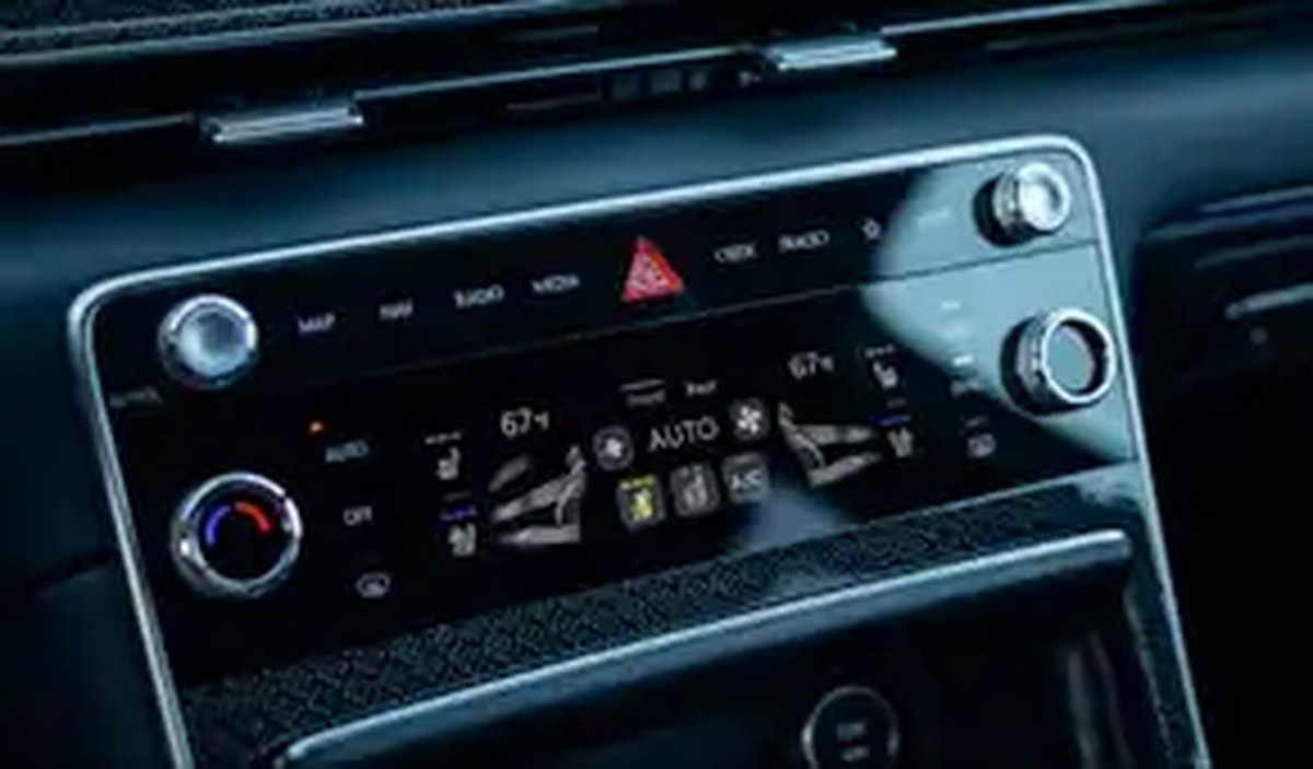 2026 Genesis GV80-2-3