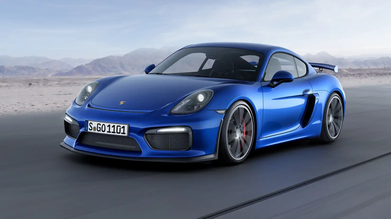 2016 Porsche 981 Cayman GT4 front 3/4 blue