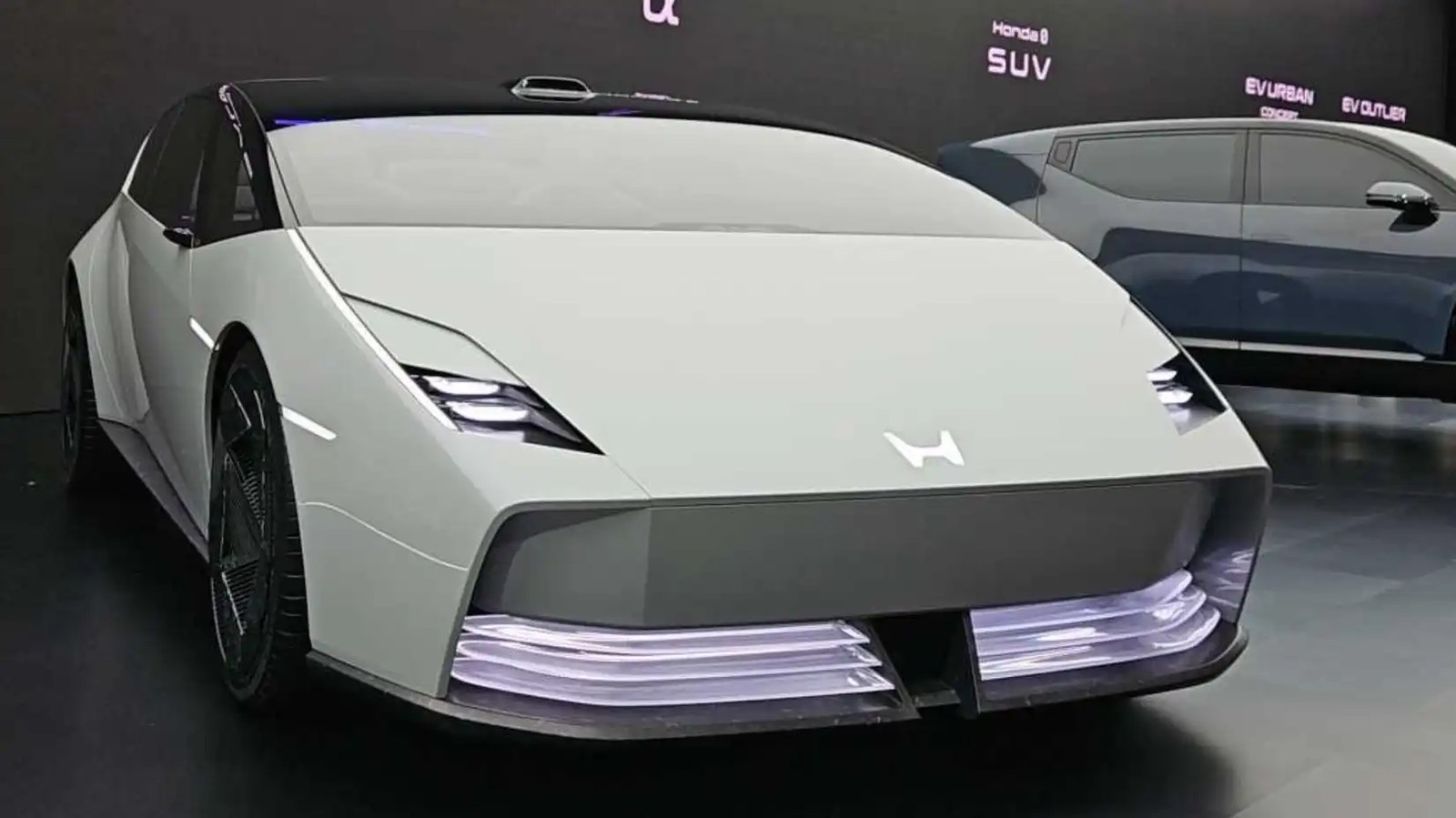 Honda 0 Alpha Saloon Concept (2)