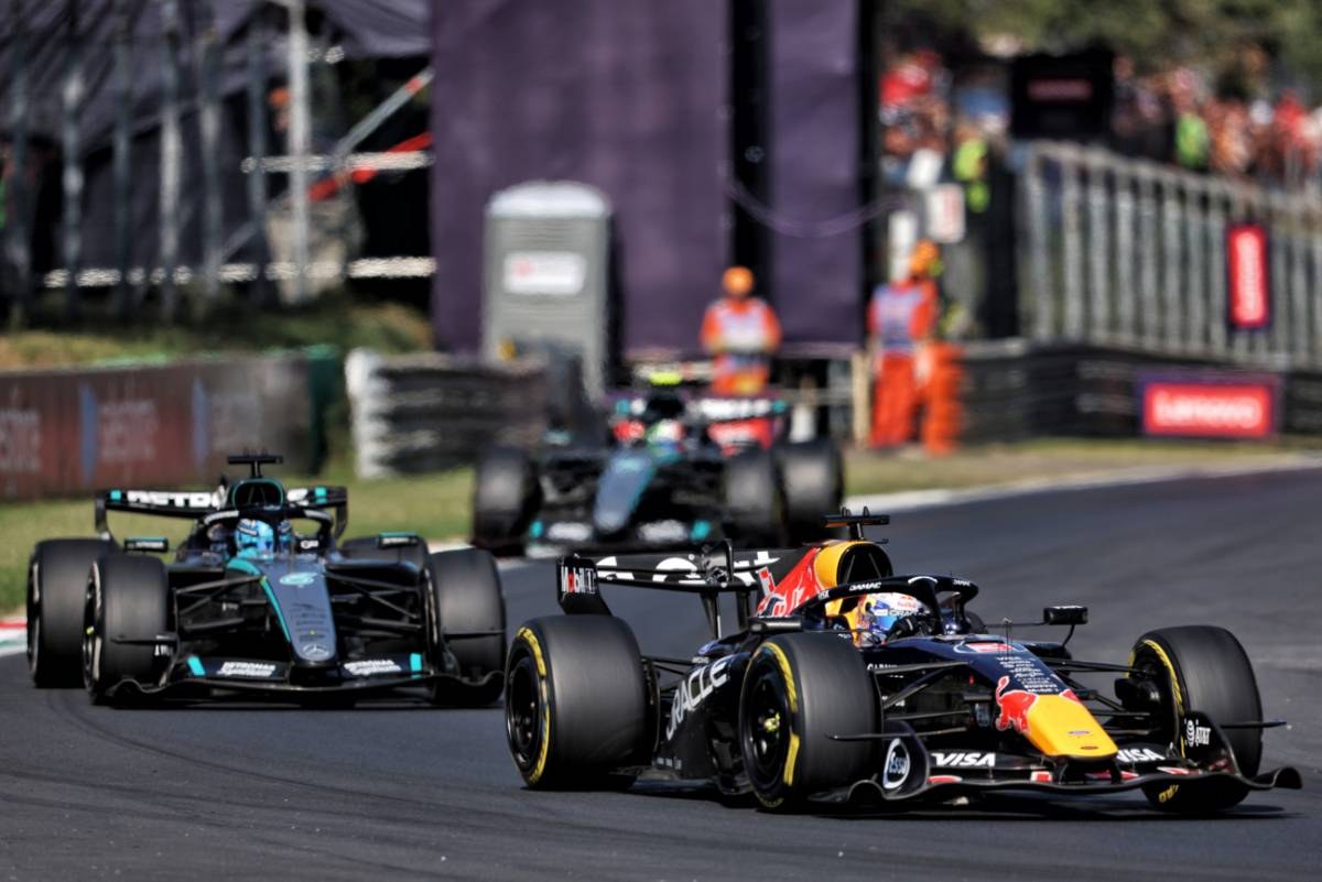 Verstappen felt ‘like a turtle’ against Mercedes drivers in Italian GP