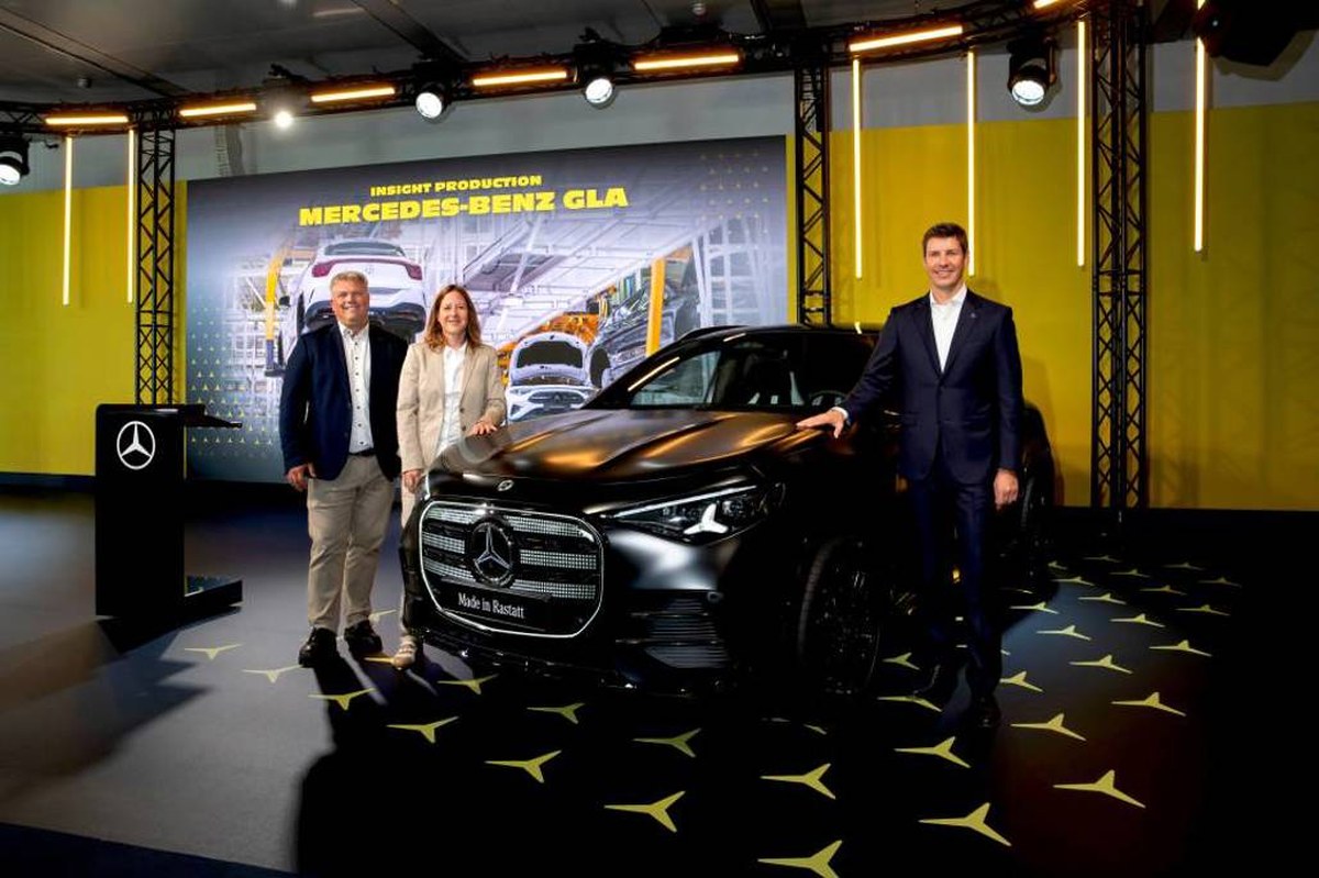 Mercedes-Benz, Rastatt'da Yeni GLA Modelinin Üretimine Elektrikli Versiyonla Başladı