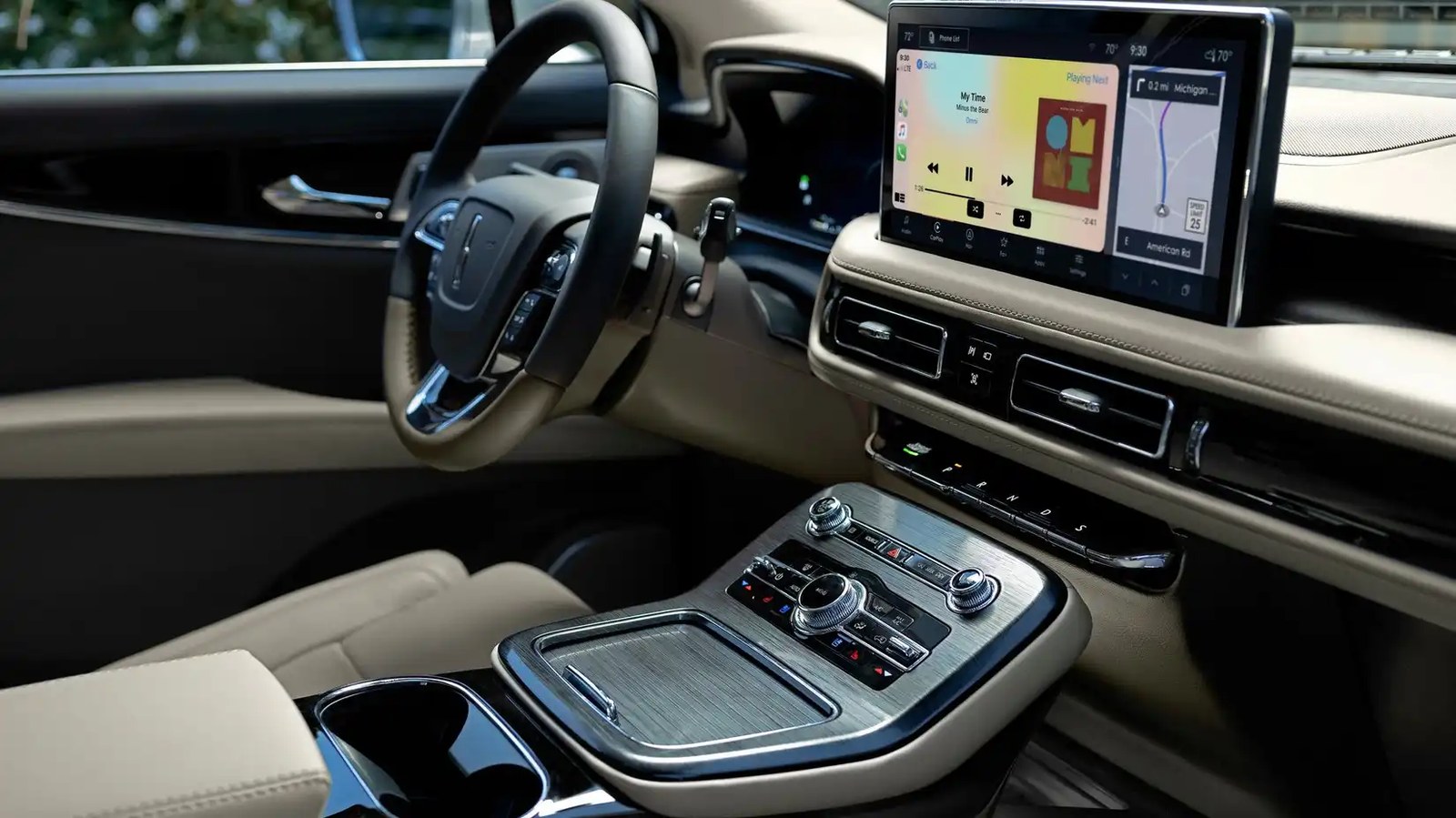 2021_lincoln_nautilus_interior1