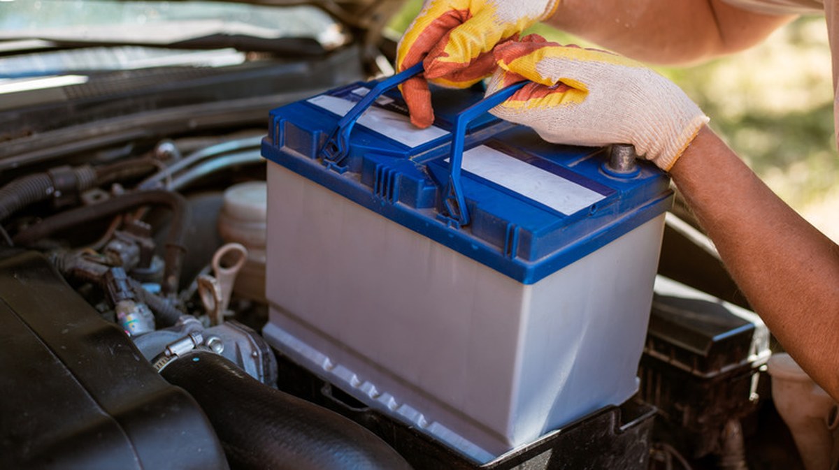 The Differences Between Marine And Car Batteries (And Why They Matter)