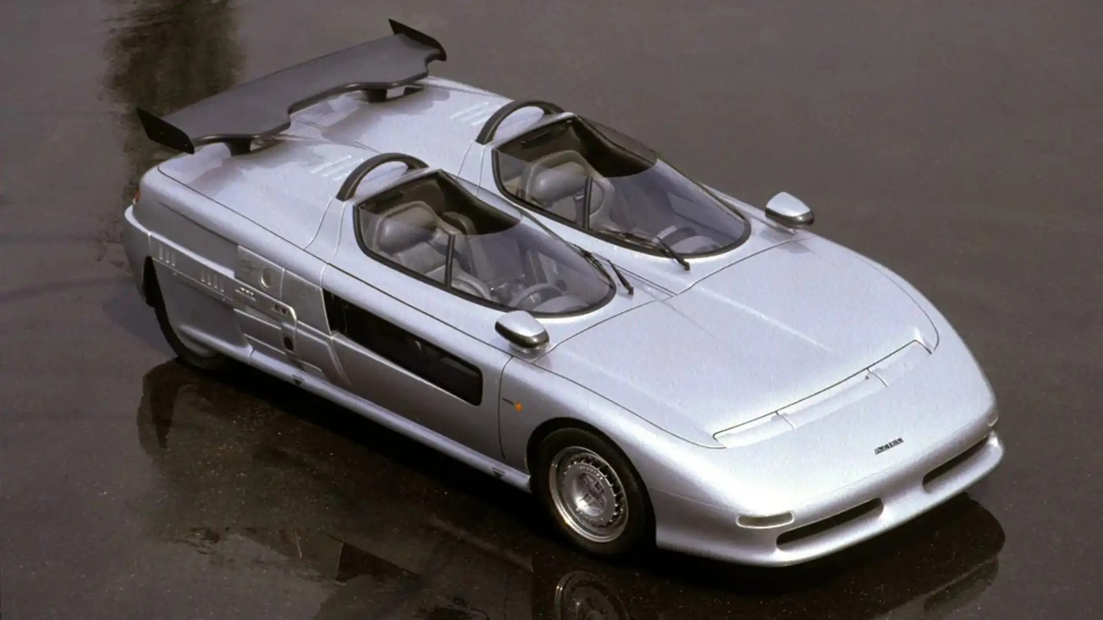 1988 Italdesign Aztec front 3/4 overhead