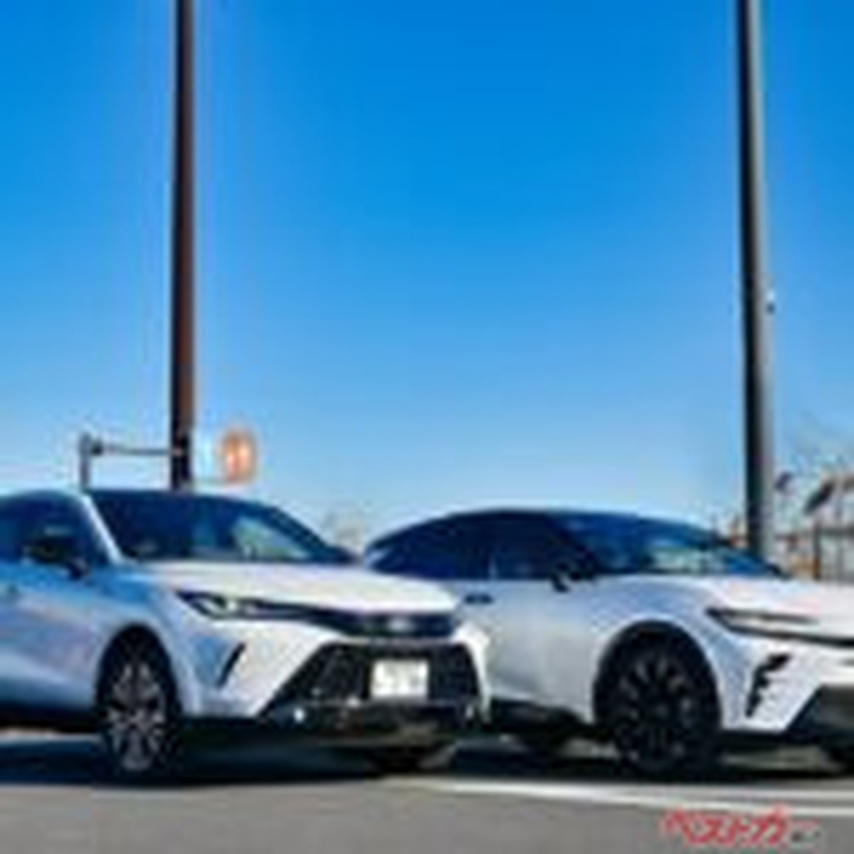 クラウンスポーツ対ハリアーPHEV!!　走りのクラウンか実用性のハリアーか？