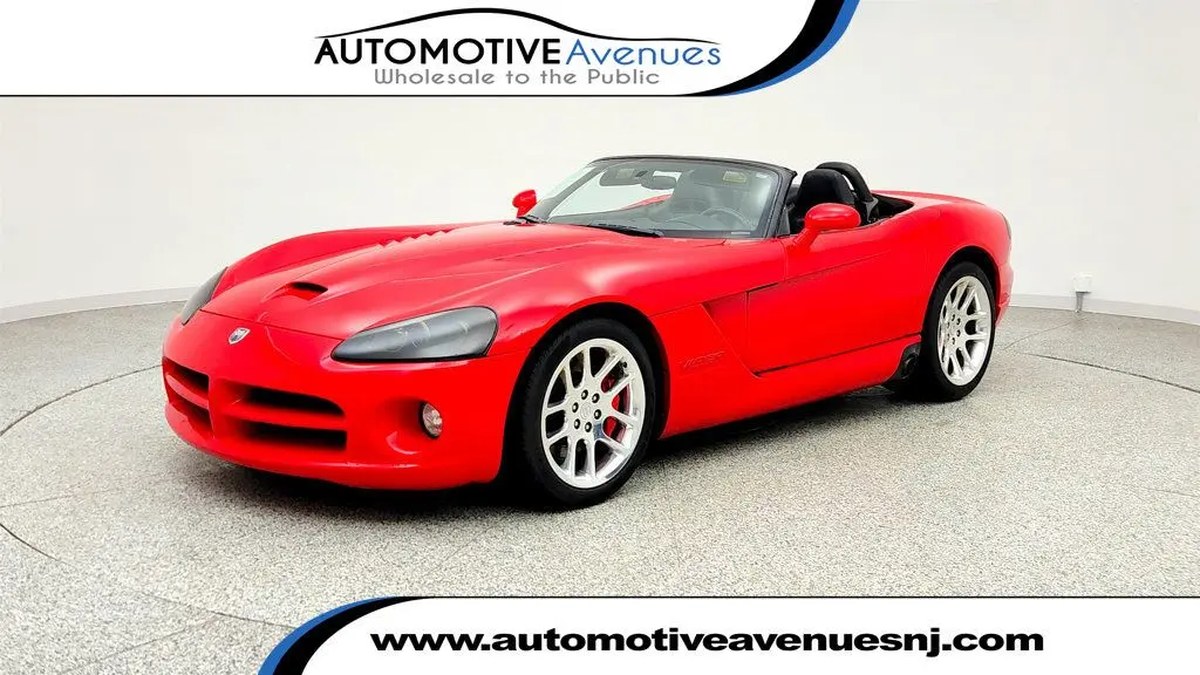 80-Year-Old Sports Car Maker Back From The Dead With Viper V10 And Gullwing Doors