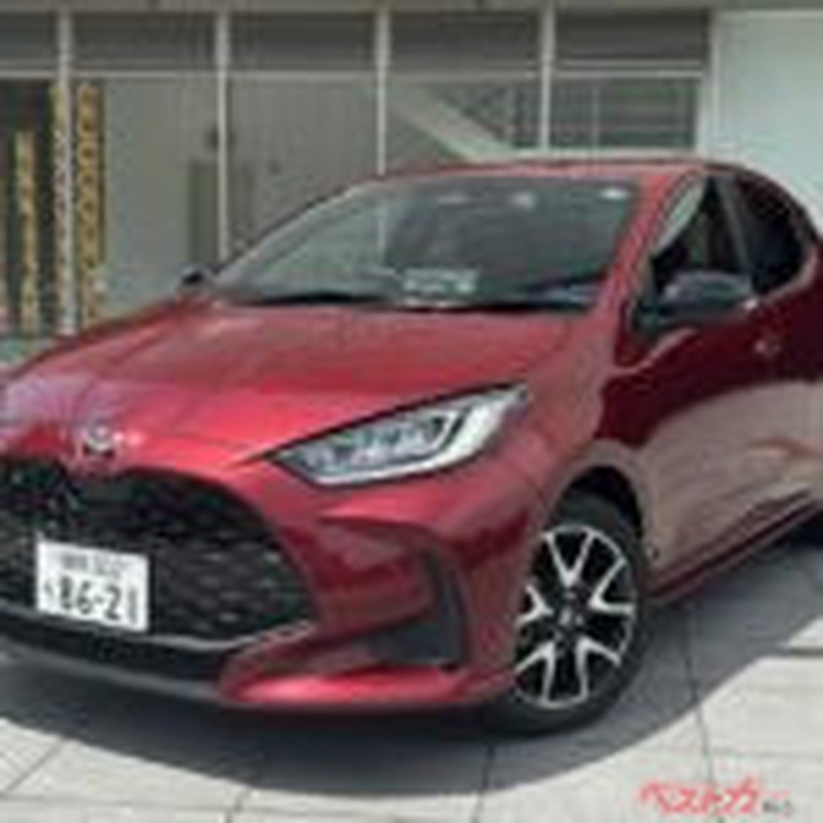 ヤリス対スイフト!!　燃費のトヨタか軽快さのスズキか、国産コンパクト対決