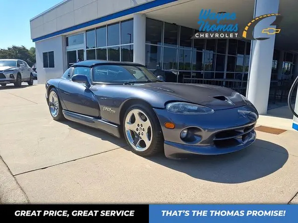 80-Year-Old Sports Car Maker Back From The Dead With Viper V10 And Gullwing Doors