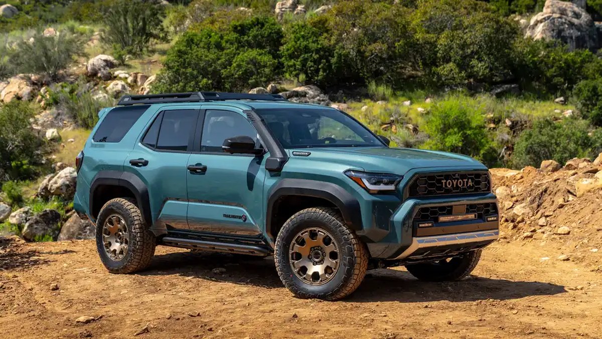 2025 Toyota 4Runner Trailhunter
