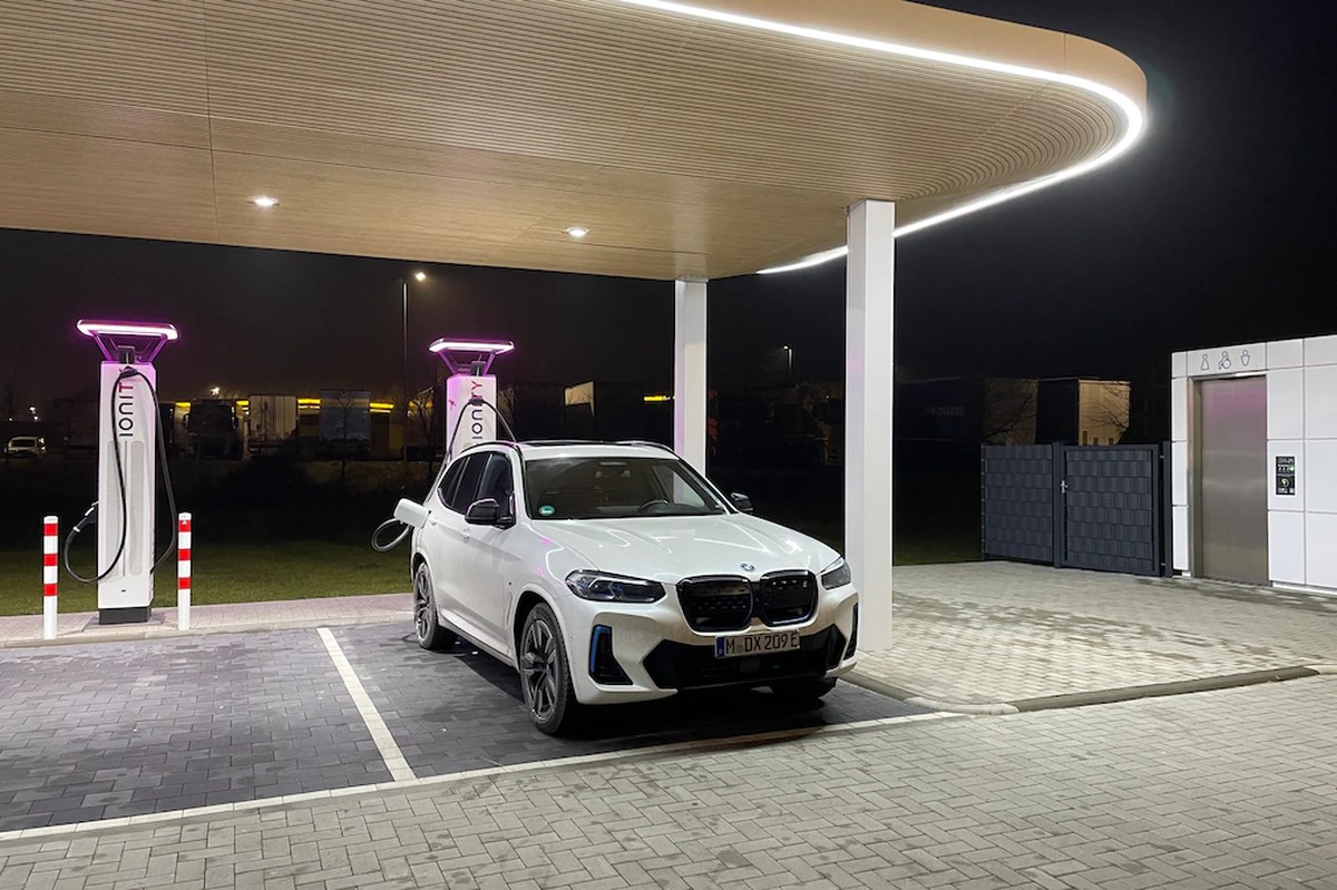 IONITY Schnellladepark in Heiligengrage an der A24