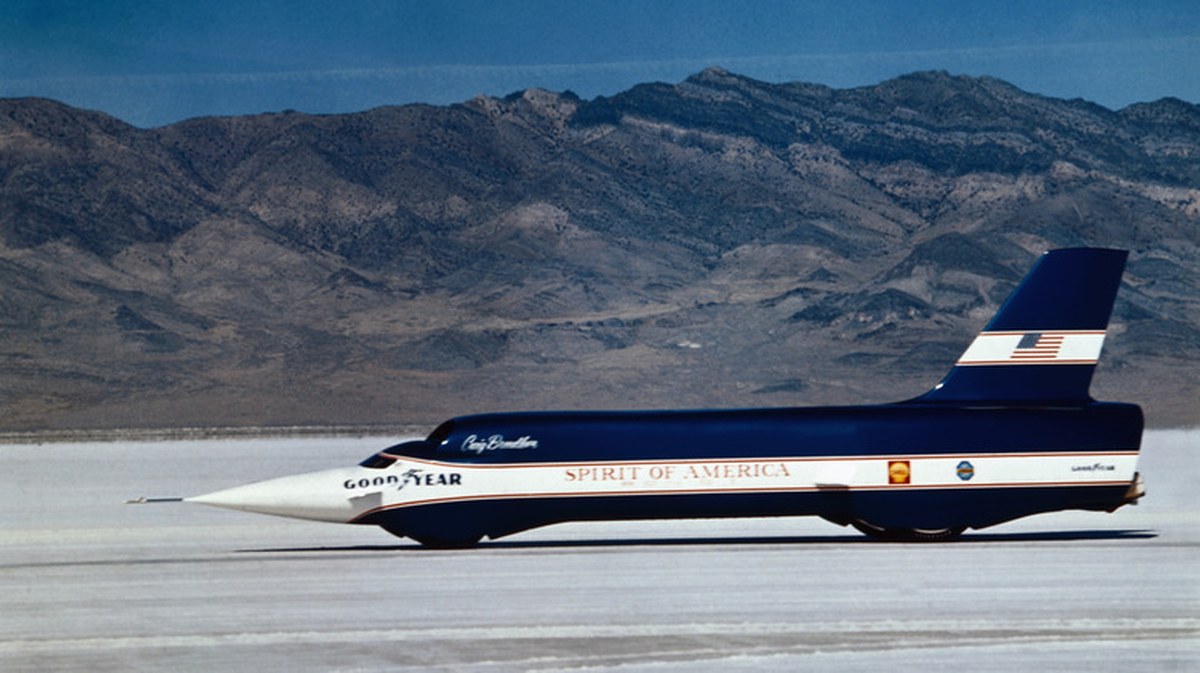 Joining Bonneville's 200 MPH Club Requires A Land Speed Record, Not Just Speed